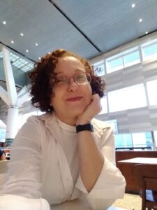 Regiane Palhares<br>Psicóloga e Arteterapeuta<br>Crp 06/124402<br>