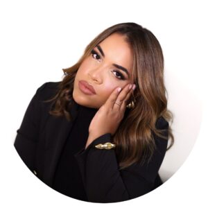 Dra Aianni Oliveira<br>Biomédica Esteta CRBM 25039<br>